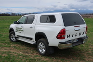 Hard-Top Toyota - Hilux - Double Cabine - Polystra - Luxe (2016 - 2023)